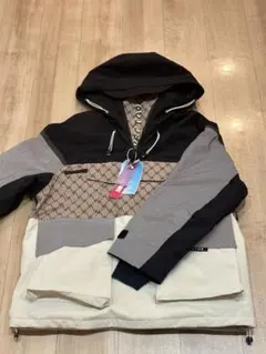 フード付きスキーウェア