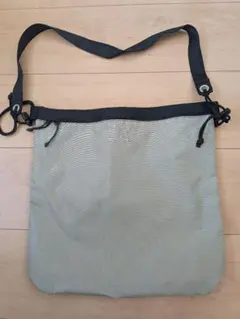 FREDRIK PACKERS ショルダーバッグ グレー