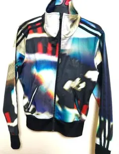adidas　スニーカー柄ジャケット