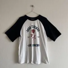 GOOD THINGS プリント ラグランTシャツ 100% コットン ホワイト