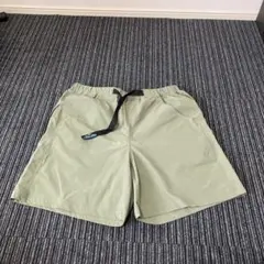 【半額以下】TIGORA by BEAMS DESIGNショートパンツカーキ Lのサムネイル