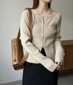 Item thumbnail for item 232c22dd-9795-47a2-bfa3-bf73d13a68d7