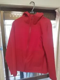 UNIQLO レッド ナイロンジャケット L