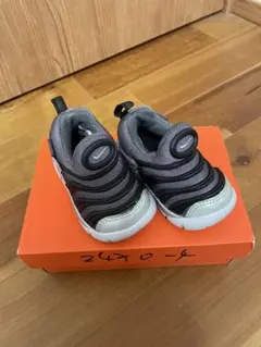 ナイキ ダイナモフリー ベビーシューズ　10cm