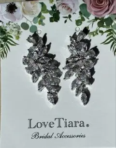 ラブティアラ　ネックレス