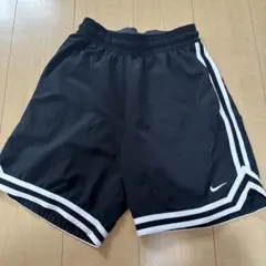 NIKE ハーフパンツ S