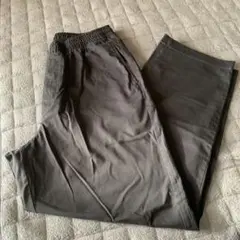 ユニクロ　ストレッチイージーアンクルパンツ　Ｍ　ダークグレー