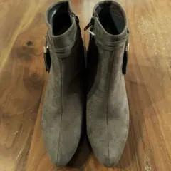 Item thumbnail for item 46311a6c-e0fe-4f55-b155-3baa4e121028