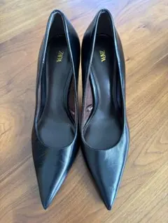 ZARA ポインテッドトゥ パンプス ブラック
