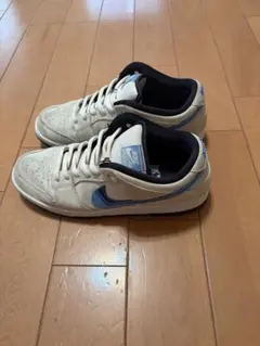 NIKE SB Dunk Low Desert Sand ナイキSB ダンクローのサムネイル