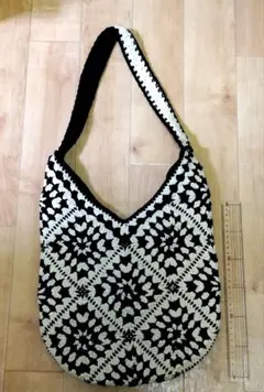 モチーフ編み　ショルダーバッグ