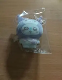 ちいかわ　サンリオ　フロッキーマスコットチャーム　モモンガ／クロミ