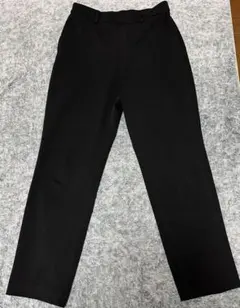 UNIQLO ストレートパンツ