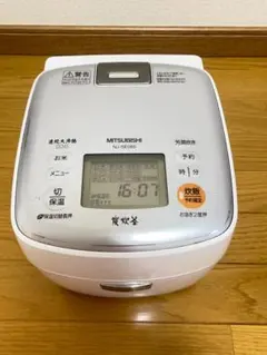 MITSUBISHI 炊飯器 NJ-SE065 本体のサムネイル