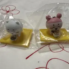 松屋　ちいかわ　コラボフィギュア　ちいかわ&古本屋(カニちゃん)セット