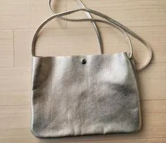 レザー　ミニショルダーバッグ　シルバー