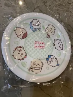 ☻ 新品未使用 ちいかわ 皿 プレート くら寿司 全員集合のサムネイル
