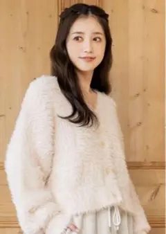 あかねこ　しまむら　シャギーニットガーデ　新品タグ付き