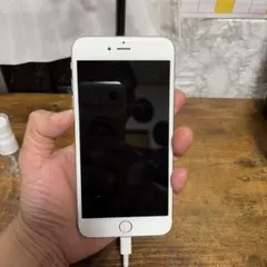 Apple iPhone 6s シルバー