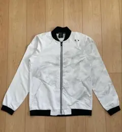 Oakley ホワイト ウィンドブレーカー Mサイズ