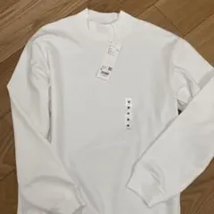 ユニクロU ブラッシュドモックネックTシャツ