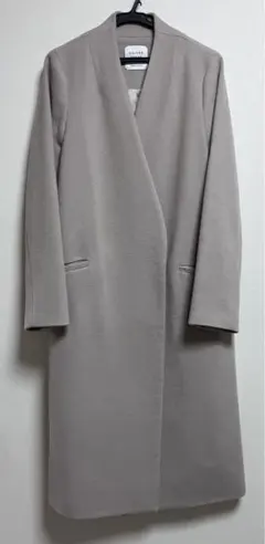 UNITED TOKYO グレージュ　ノーカラー ロングコート