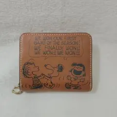 美品 COACH コーチ スヌーピー エッセンシャル ビルフォード ウォレット