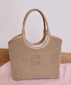ミュウミュウ miumiu コーデュロイ トートバッグ ハンドバッグ キャメルのサムネイル