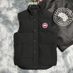 極美品　CANADA GOOSE ダウンベスト 4151M 黒　S