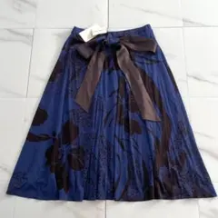 新品タグ付 Max Mara 白タグ 花柄 フレアスカート シルクリボン 40のサムネイル