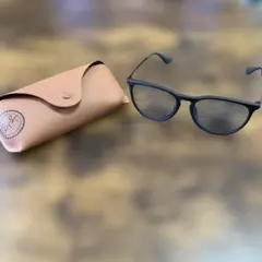 Ray-Ban レイバン　ライトブルー サングラスRB4171 ERIKA 美品