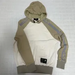 FENDI フェンディ　パーカー　メンズ　XSのサムネイル