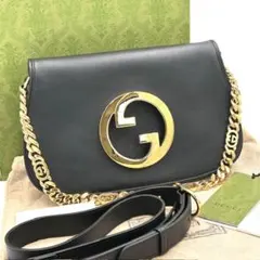【新品級】GUCCI グッチ ハンドバッグ ブロンディ 黒 ドラム チャーム グッチ ブロンディ〕ミディアム トップハンドルバッグ ・ブラック