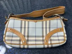 P*e様 Burberry バッグ