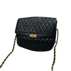BALLY キルティング チェーンショルダーバッグ ブラック ゴールド レザー