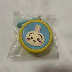 ちいかわ　まんまるミニシリコンポーチ　 うさぎ