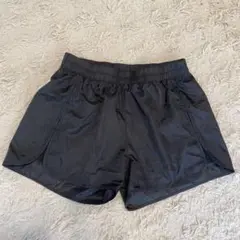 ランニングショーツ