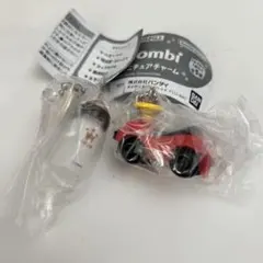 Combi ミニチュアチャーム 哺乳瓶＋おしゃぶり・乗用玩具　2点セット