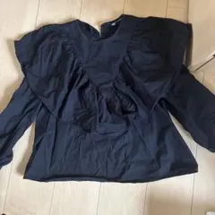 ⬛最終価格春物ZARA美品変形フリル付き黒ブラウス⬛