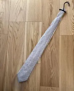 ネクタイ シルバー