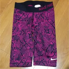 NIKE フィットネス用ショーツ