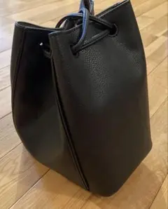 Item thumbnail for item a00bbe8d-0137-4a39-84b5-6b7342bcce23