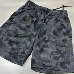 TIGORA カモフラ柄 ショートパンツ Mサイズのサムネイル
