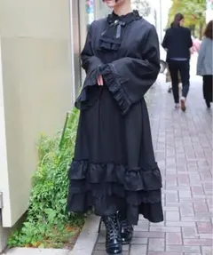 アクシーズファム　新作　ジャボブローチ付き姫袖ロングワンピース　黒