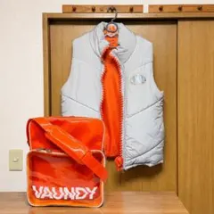 vaundy ナップサック　キーホルダー付き　タオル vaundy ナップサック キーホルダー付き タオル - メルカリ