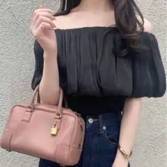 M オーロラオフショルショート丈トップス[pu17]