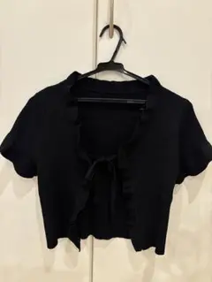 【新品】フリル付きブラック半袖カーディガン