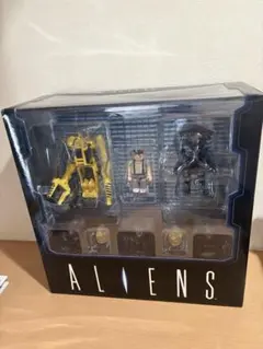 メディコムトイ　リアルアクションシリーズ エイリアン通常版+限定版セット　開封品 2025年最新】エイリアン メディコムトイの人気アイテム - メルカリ