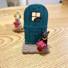 【新品未使用‼️】ミニチュア 猫の置物 インテリア 雑貨屋で購入