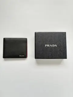 値下中→PRADA ブラック 二つ折り Re-Nylonシリーズ(1MV204） - メルカリ